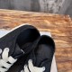 Dirty shoes demna