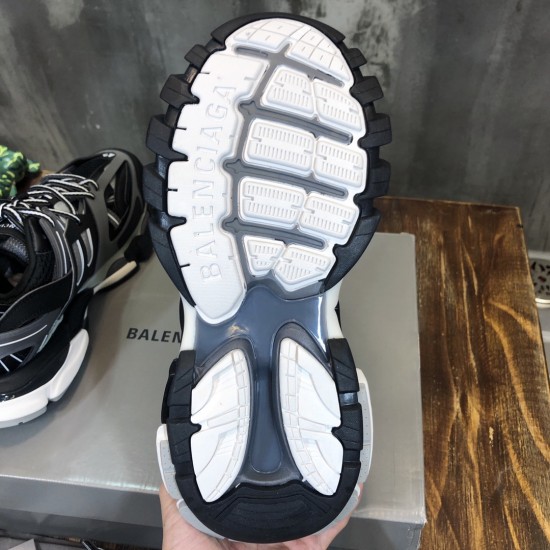 Retro Sport Basalt Shoes 3rd Generation Triple-S 3.0 Retro Sport Basalt Shoes 3rd Generation Triple-S 3.0
