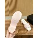 Slippers, beach shoes