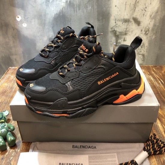 sneakers sneakers