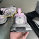 3XL sneaker runner