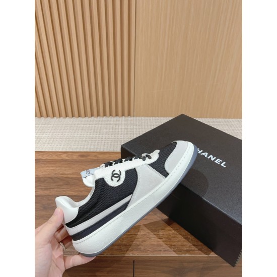 skateboarding shoes