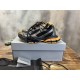 3XL sneaker runner