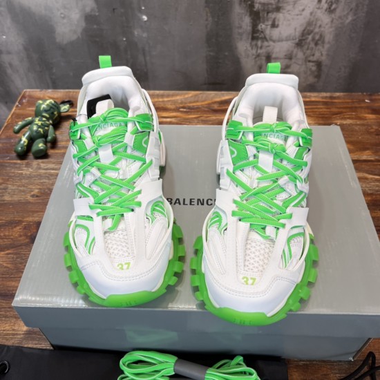 Retro Sport Basalt Shoes 3rd Generation Triple-S 3.0 Retro Sport Basalt Shoes 3rd Generation Triple-S 3.0