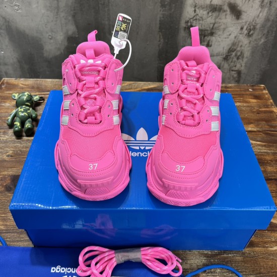 sneakers sneakers