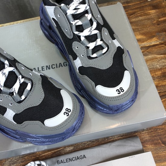 sneakers sneakers