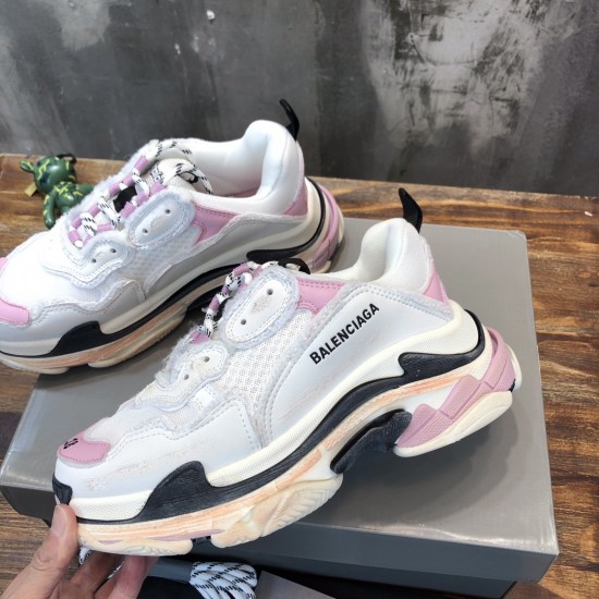 sneakers sneakers