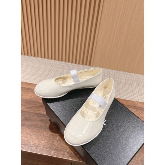 Argyle shoes