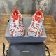 3XL sneaker runner