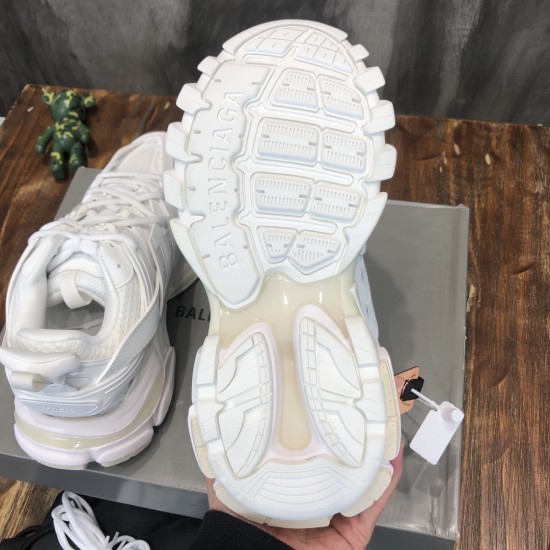 Retro Sport Basalt Shoes 3rd Generation Triple-S 3.0 Retro Sport Basalt Shoes 3rd Generation Triple-S 3.0