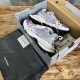 3XL sneaker runner