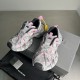 3XL sneaker runner
