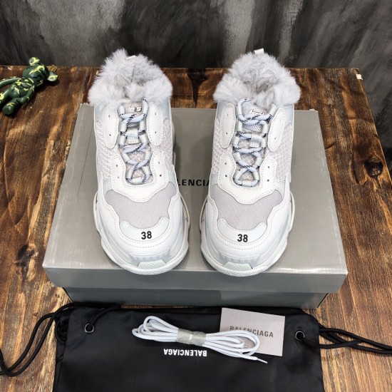 sneakers sneakers