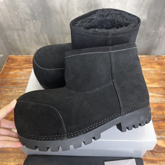 skiwear ski boots