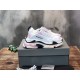 sneakers sneakers