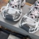 3XL sneaker runner