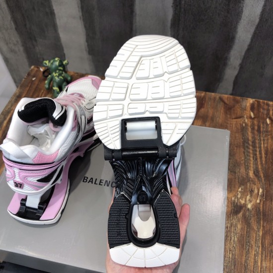 X-Pander 6.0 Retro Spring Shoes