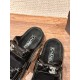 Slippers, beach shoes