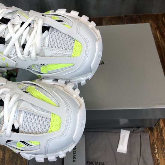 Retro Sport Basalt Shoes 3rd Generation Triple-S 3.0 Retro Sport Basalt Shoes 3rd Generation Triple-S 3.0