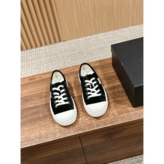 Casual Shoes Sneakers