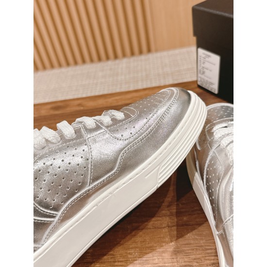 canvas shoes