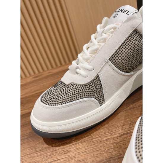 skateboarding shoes