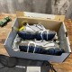 3XL sneaker runner