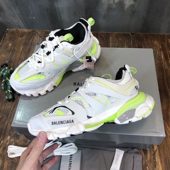 Retro Sport Basalt Shoes 3rd Generation Triple-S 3.0 Retro Sport Basalt Shoes 3rd Generation Triple-S 3.0