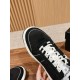 skateboarding shoes
