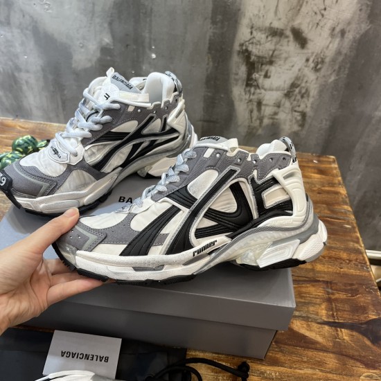 Generation 7.5 runner