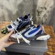 3XL sneaker runner