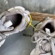 3XL sneaker runner