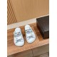 Slippers, beach shoes