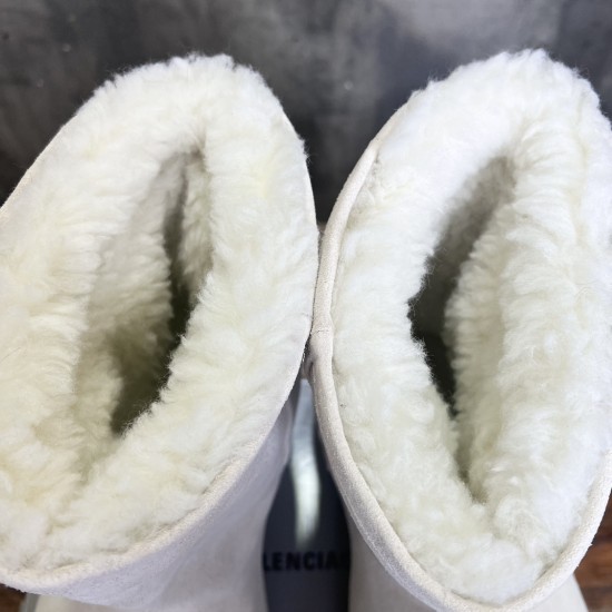 skiwear ski boots