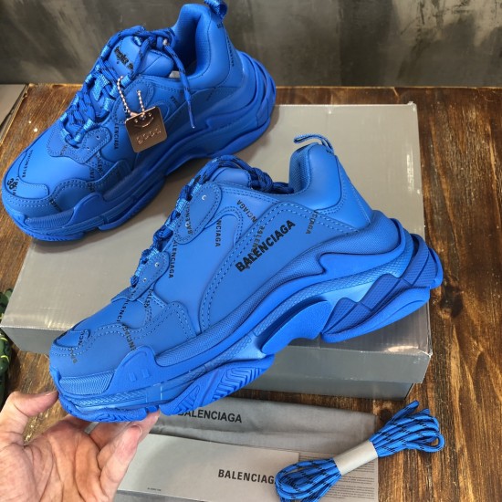 sneakers sneakers