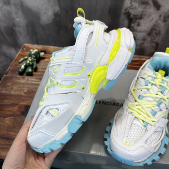 Retro Sport Basalt Shoes 3rd Generation Triple-S 3.0 Retro Sport Basalt Shoes 3rd Generation Triple-S 3.0