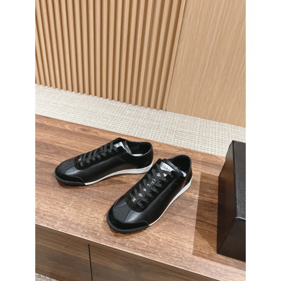 Argyle shoes