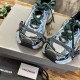 3XL sneaker runner