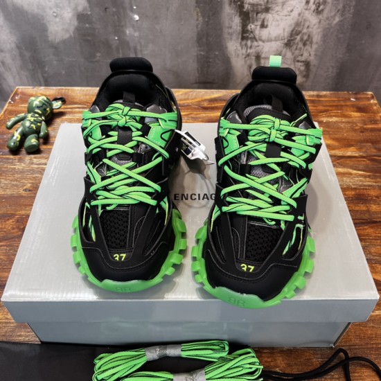 Retro Sport Basalt Shoes 3rd Generation Triple-S 3.0 Retro Sport Basalt Shoes 3rd Generation Triple-S 3.0