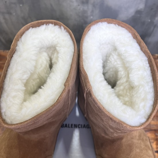skiwear ski boots