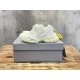 3XL sneaker runner