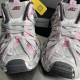 3XL sneaker runner