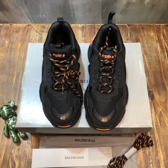 sneakers sneakers