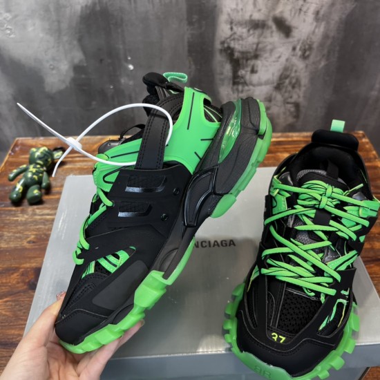 Retro Sport Basalt Shoes 3rd Generation Triple-S 3.0 Retro Sport Basalt Shoes 3rd Generation Triple-S 3.0