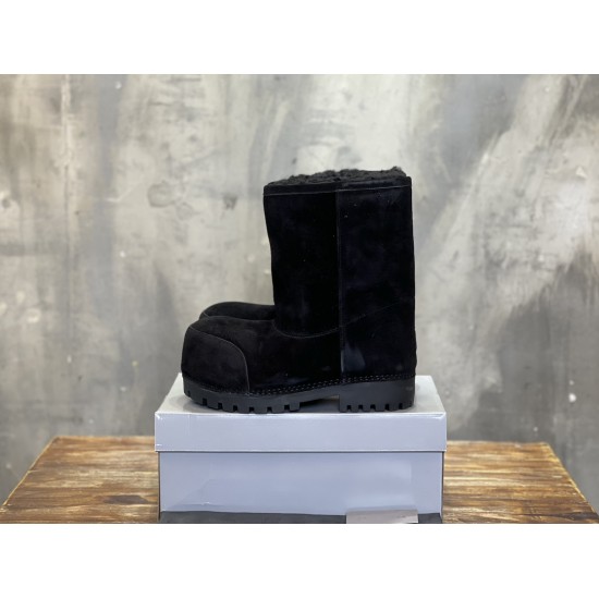 skiwear ski boots