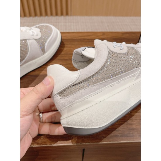 skateboarding shoes