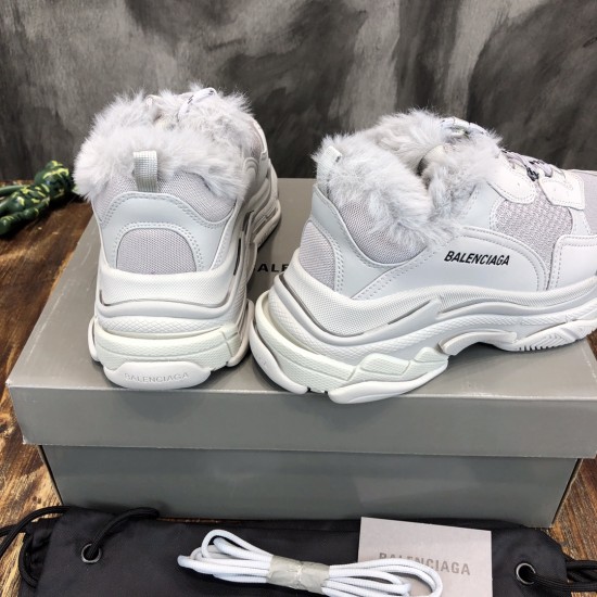 sneakers sneakers