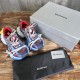 3XL sneaker runner