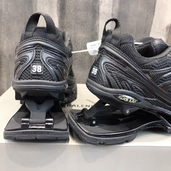 X-Pander 6.0 Retro Spring Shoes