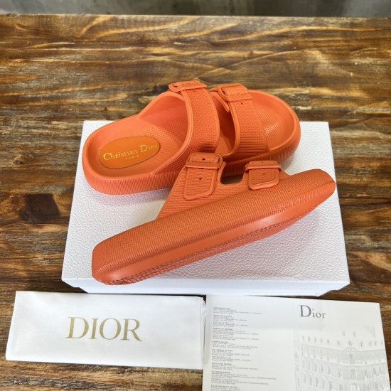slippers slippers